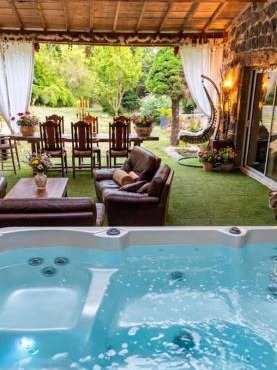 Cottage River & Spa