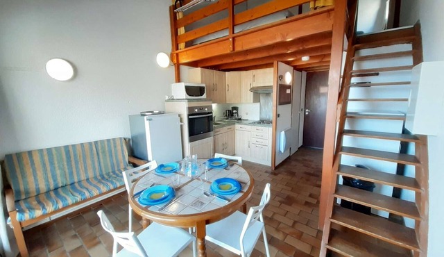 Cozy Duplex for 6 with Balcony and Ski Locker in Piau-Engaly