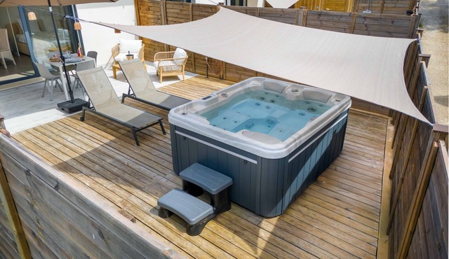 Cozy Studio with Private Jacuzzi - Côte d'Azur