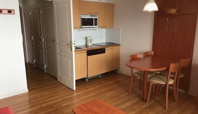 Cozy Studio with Terrace, 4 Pax, Pool, Fitness, Parking, Near Slopes
