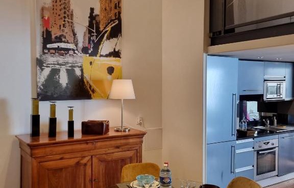 Duplex Chic Climatisé avec terrasse proche Comédie