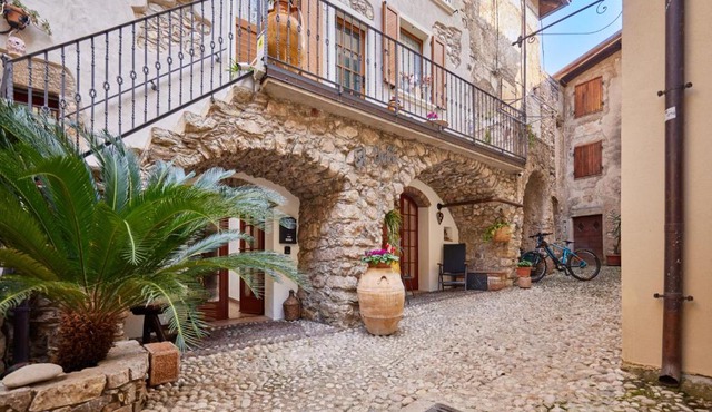 EL VOLT in Malcesine