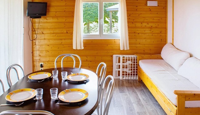 Escape near Monclar-de-Quercy Lake