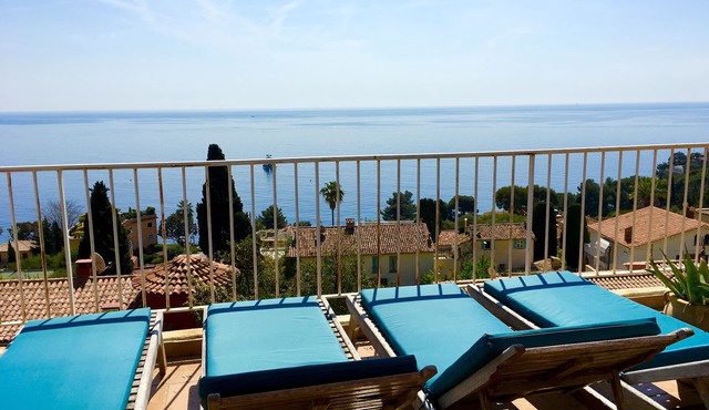 Family Friendly Villa With Panoramic Views and Heated Swim Spa