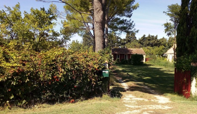 FAMILY HOME IN THE VELLERON COUNTRYSIDE