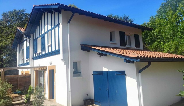 Family house with garden in Arbonne near Bidart - 3 bedrooms - sleeps 6