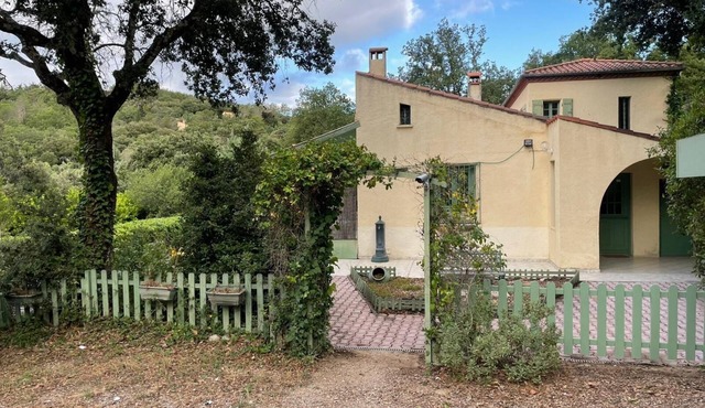 Farmhouse with swimming pool, ideal for a quiet vacation with family or friends!