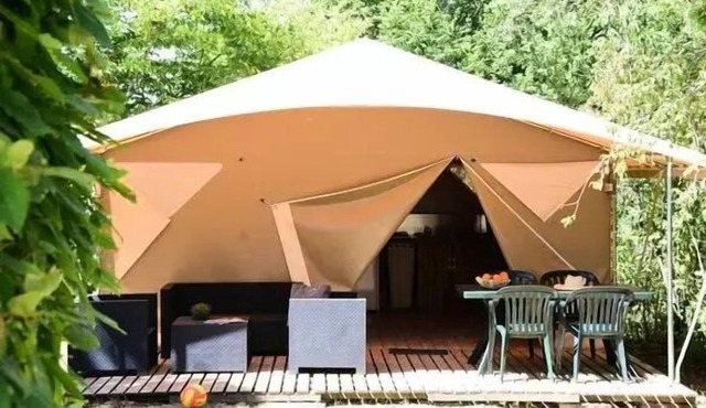 Florence Campsite * - Tent Canada 3 rooms 6 people without toilets