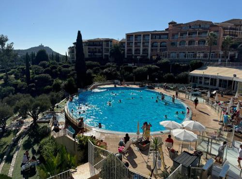 French Riviera Grand Resort Oasis -Cap Estérel Sea, Pools & Mountains