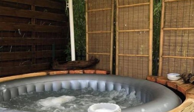 Gite de Charme Avec Jacuzzi