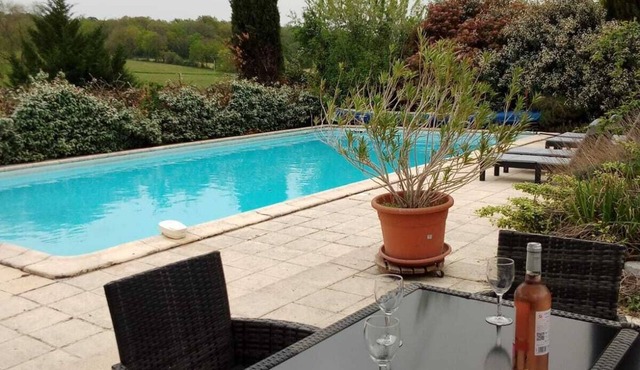 Gite Roudier : Private Pool & Air Conditioning