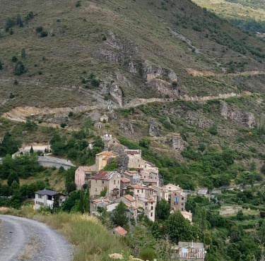 GITES DE PIERLAS
