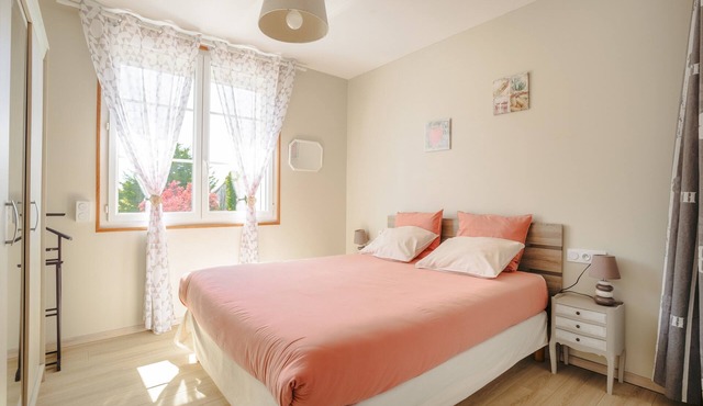 Guest Room “Aix” – Spacious Family Suite in Aix