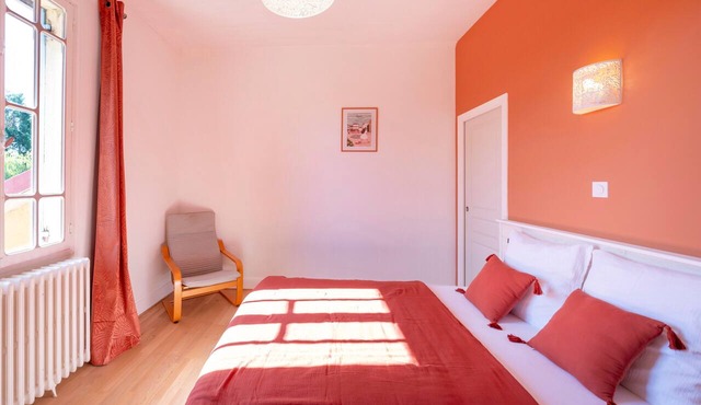 Guest Rooms "La Pausa Verda" with Shared Terrace, Garden, and Wi-Fi