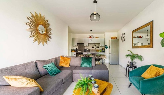 GuestReady - Marseille's Mediterranean Marvel
