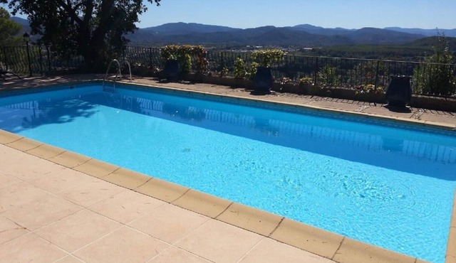 Hillside villa with stunning views, private pool, 3 bedrooms all en-suite