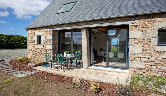 Holiday Home 'Gite Des Hauts Grève - Near the Sea' with Terrace, Garden & Wi-Fi