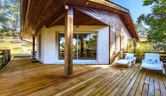 Holiday home in Carcans: between lake and ocean, close to cycle paths