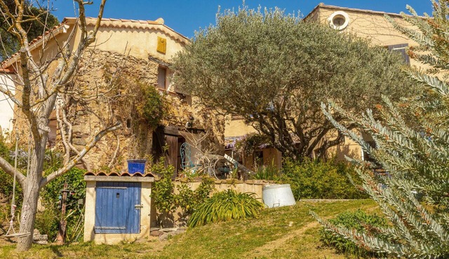 Holiday Home “La Fenière” with Mountain View, Private Terrace and Wi-Fi