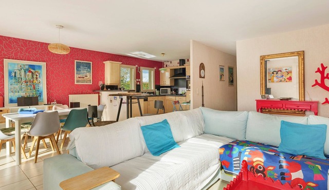 Holiday Home "Maison Sarah" with Private Terrace, Garden and Wi-Fi
