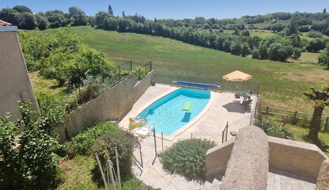 Holiday Home with Private Pool Between Rocamadour, Sarlat & Saint-Cirq-Lapopie