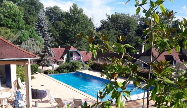 Homerez - Charming Villa at the Heart of Jurançon with Private Pool