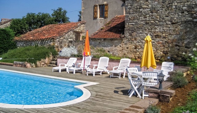 Homerez - Villa in Lherm