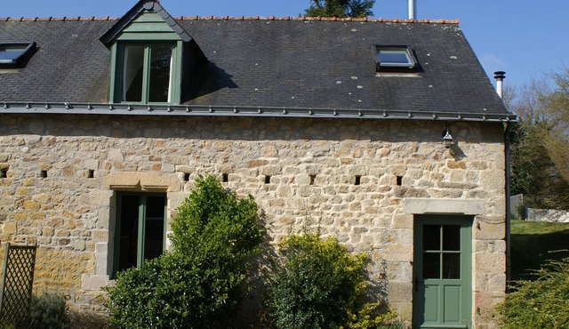 House with 6 beds with a plot of about 1 hectare and a heated pool