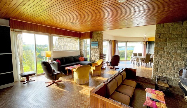 House with panoramic view of the Etel ria