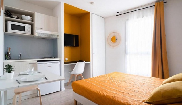 Joli studio, clim proche gare et centre ville