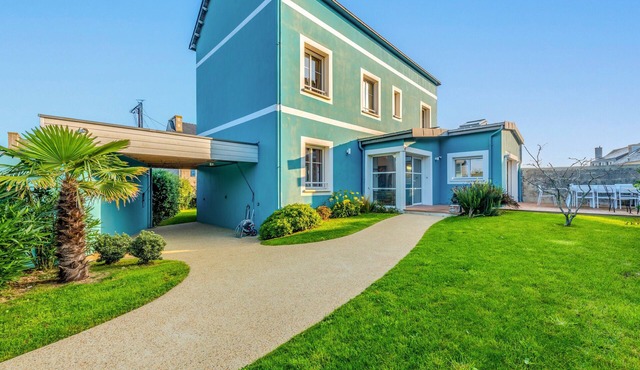 Ker Anna, 120m from the beach, sea view