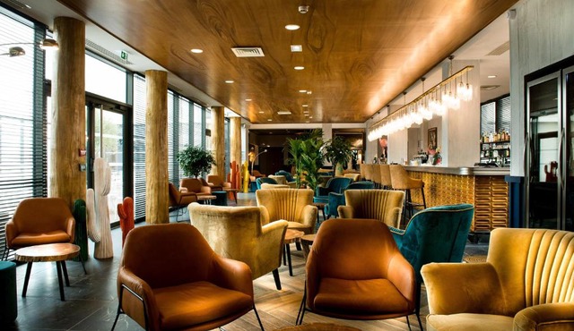 KOPSTER Hotel Lyon Groupama Stadium