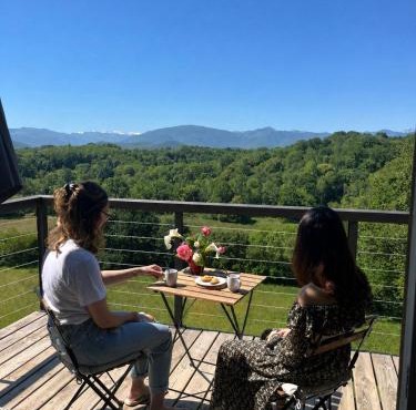 La cabane sous les chênes