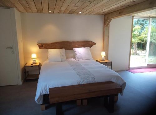 La Canette de Phil - Chambre d'hôtes, Indépendante - Vue sur piscine