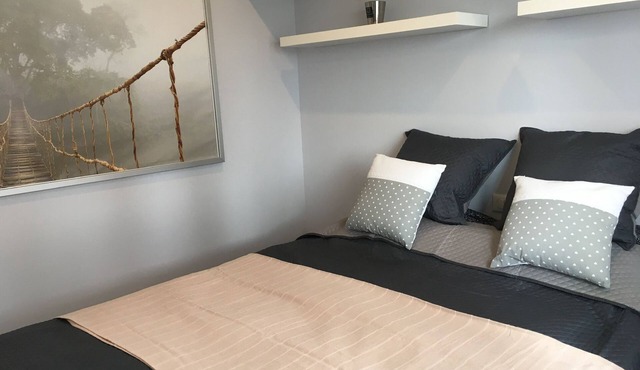 La chambre des CONTES - N°3/3- SPA PRIVATIF en option en JUILLET, inclus en AOUT