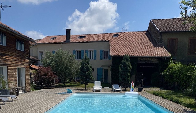 La Cour des Saligues