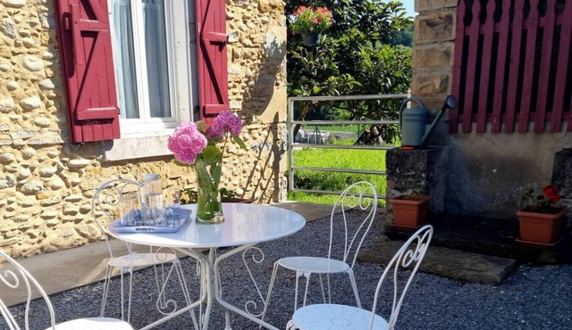 La petite Maison Rouge, Charm and Nature in Béarn