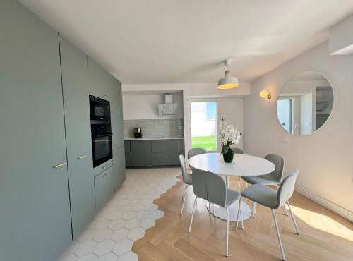 Le Duplex Mitterrand, Centre de Saint Jacques