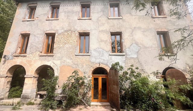🌿 Les Lumières de Pagnol – Charm & Nature on the Banks of the Huveaune