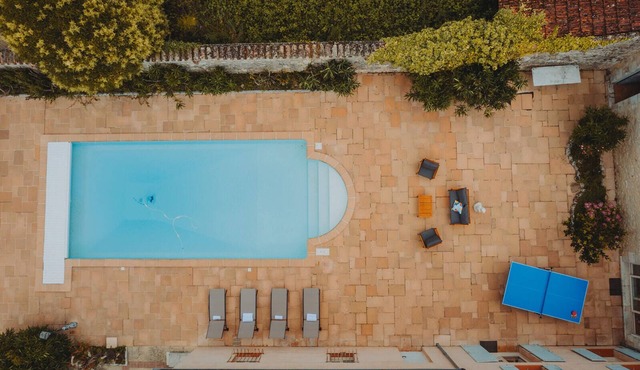 Lovely french house in a medieval village - private pool, ping pong & game room
