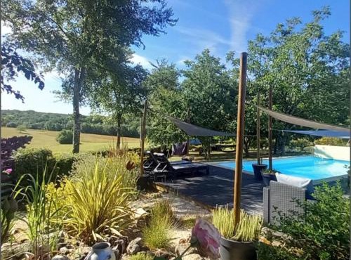 LPC Dordogne Holidays - Le Petit Coin