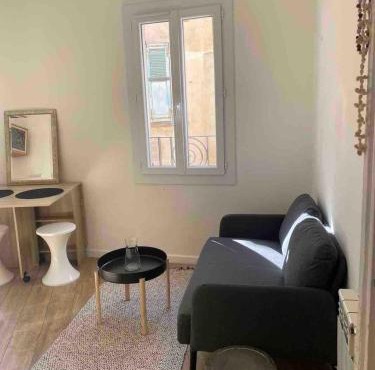 Lumineux appartement au centre historique, Hyères