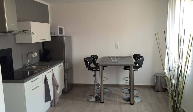 Luxury apartments, comfortable, modern and bright, 100m sea