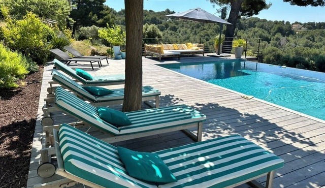 Luxury House/Villa with sea view in South of france - CEYRESTE