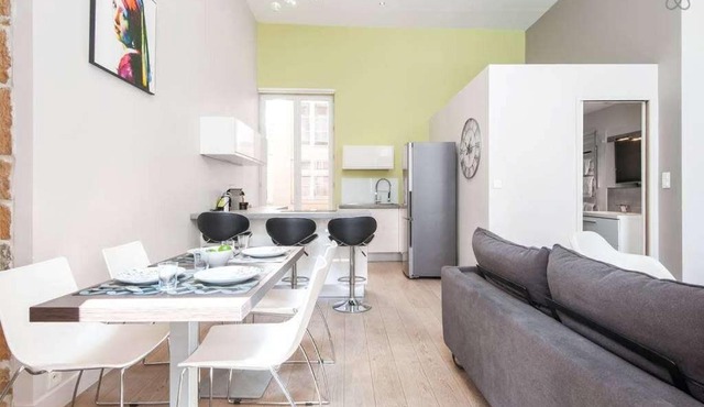 Lyon 2, Plein centre, 60m2, Place des Jacobins
