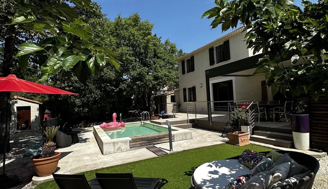 Magnificent Villa with swimming pool - Provence in peace -30min from the beaches