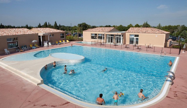 Maison avec accès Piscines et salle fitness