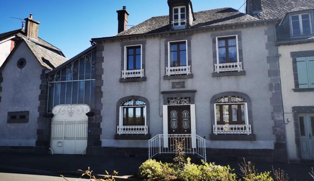 Maison de bourg dans le Cantal