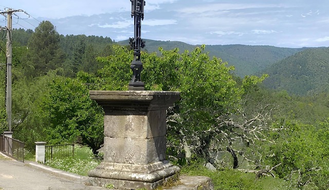 Maison de Village Rustique. Animaux de Compagnie Acceptés!