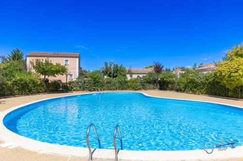 Maison deux chambres en Provence avec piscine